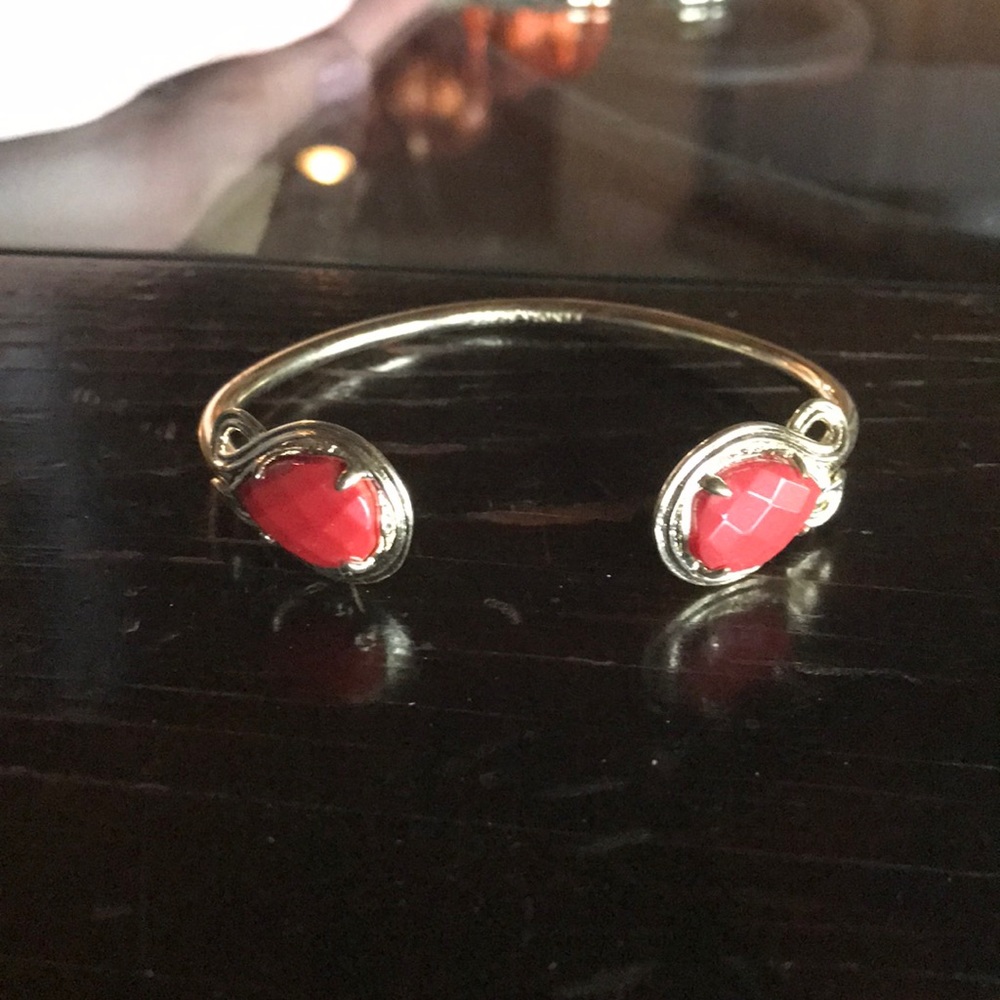 Kendra Scott bracelet